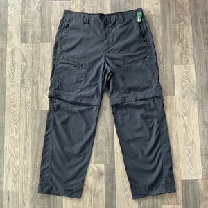 40x32 NWT LL Bean Overland Convertible Zip Off Hiking Pants 
# 0 HBV2
Black